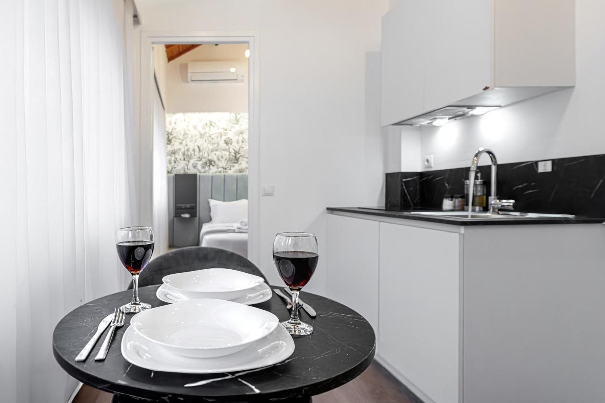 Kriel Suites By Liv Homes Athen Exterior foto